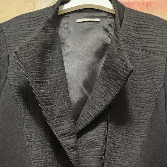 T Tahari Black Angular-Zippered Blazer - Picture 3 of 5